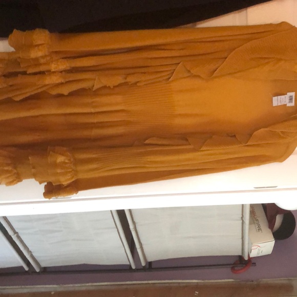 Sweater - Picture 3 of 4